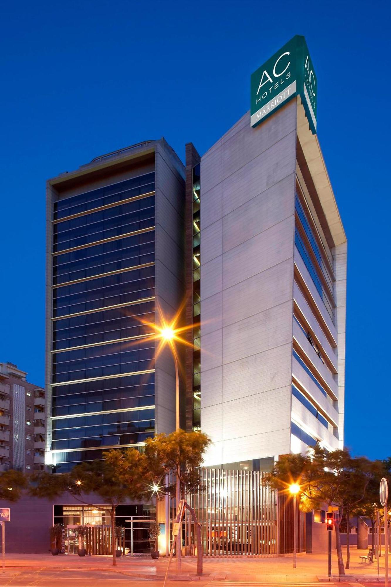 Ac Hotel Som By Marriott L'Hospitalet de Llobregat Eksteriør bilde
